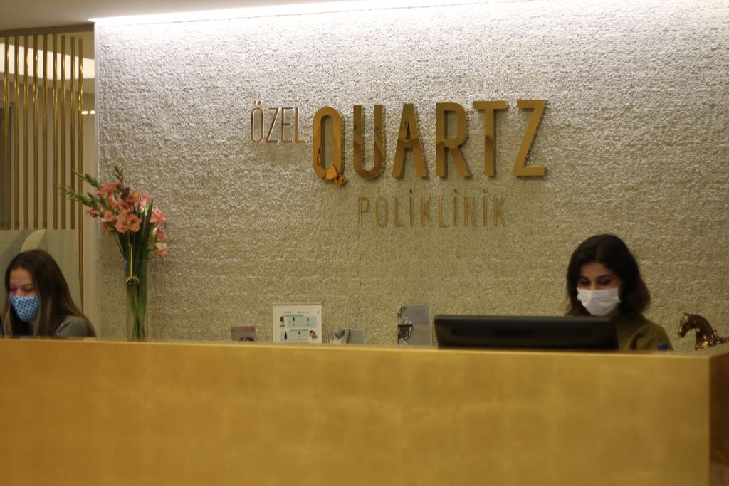 Quartz Clinique | Botoks | Dudak Dolgusu | Liposuction | Morpheus 8 | Sıvı Yüz Germe | Eksozom Saç Tedavisi — Istanbul, Turkey