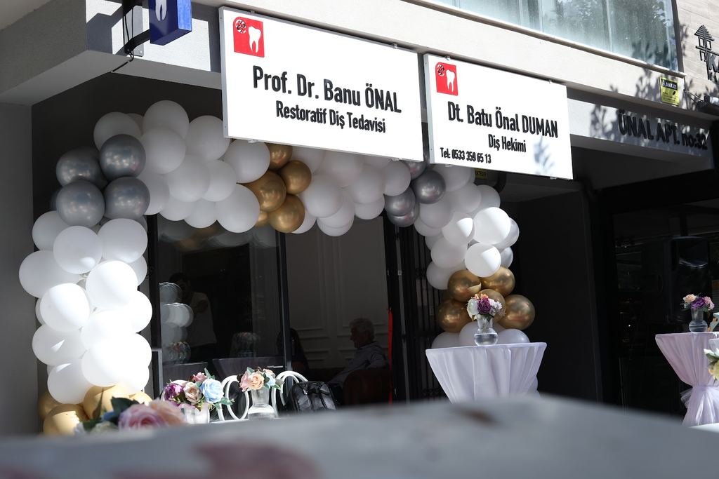 Diş Hekimi Batu Önal DUMAN — Izmir, Turkey