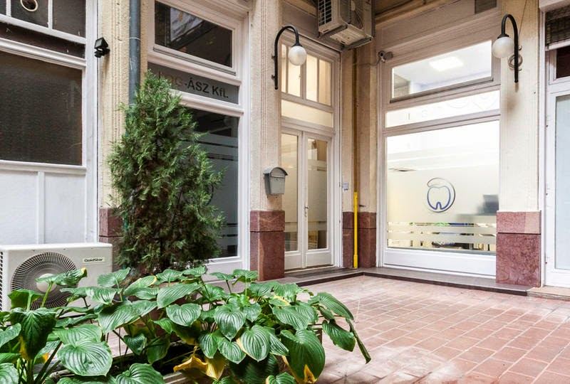 Platinum Dental Budapest — Budapest, Hungary