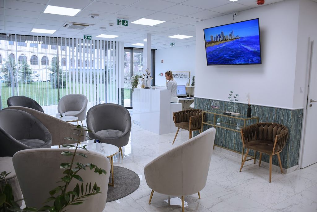 Hair Doctor Clinic - FUE hair transplant Private Clinic — Budapest, Hungary