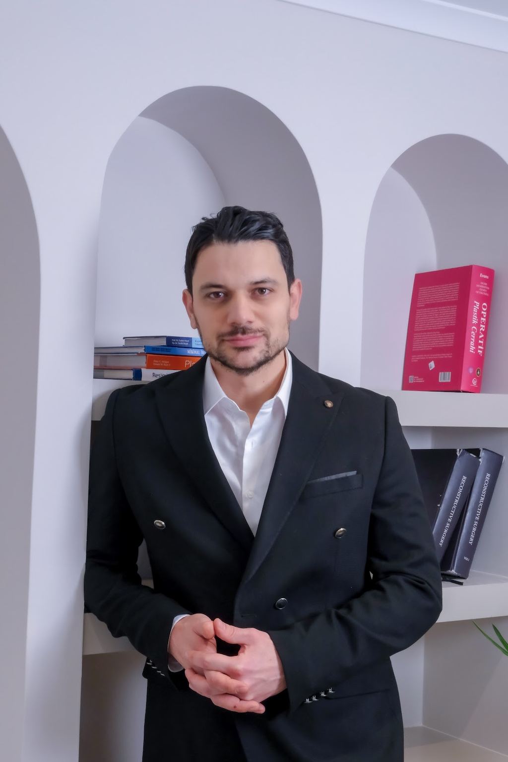 Op. Dr. Hasan Basri Çağlı — Izmir, Turkey