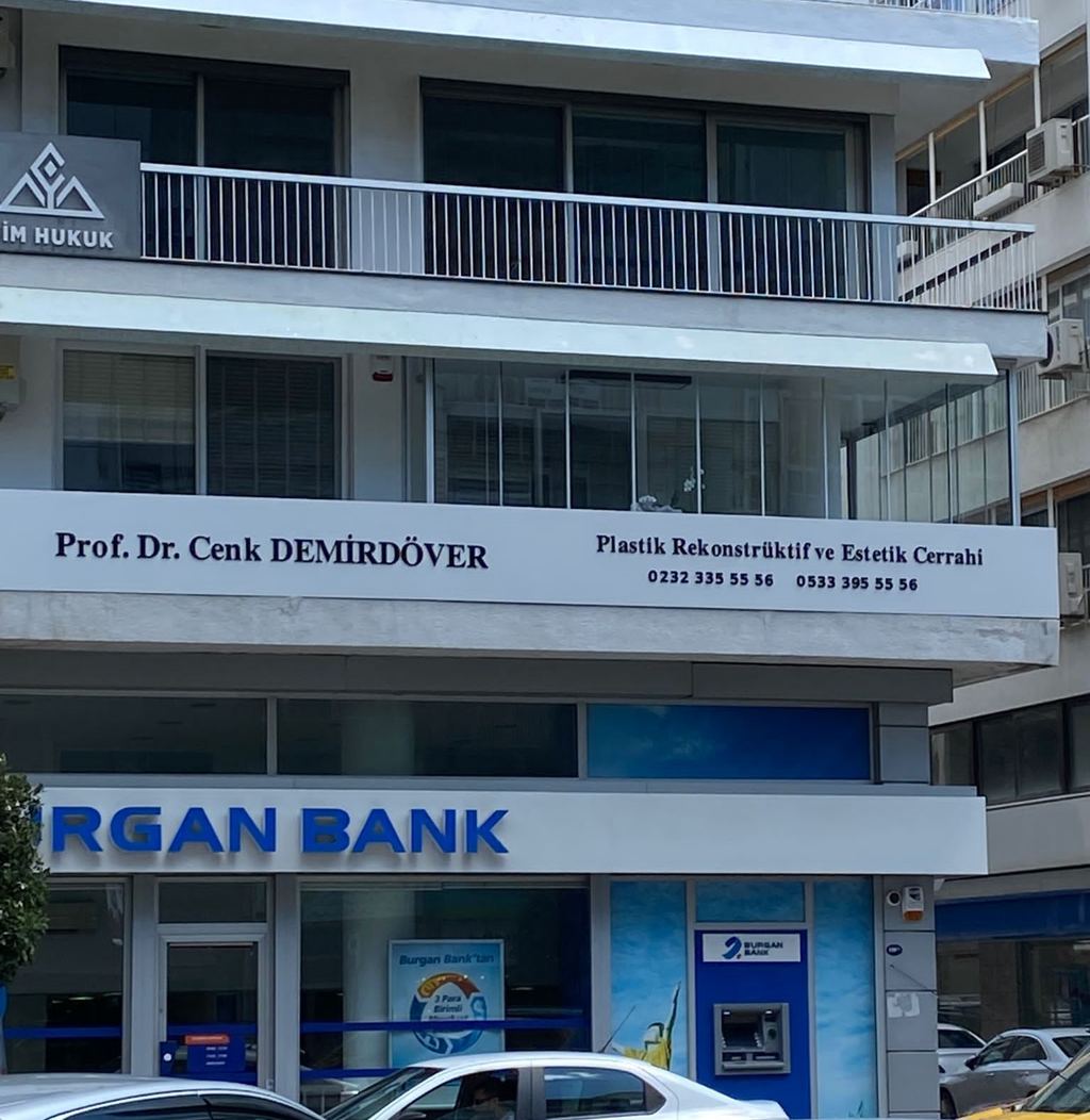 Prof. Dr. Cenk Demirdöver - Plastik Rekonstrüktif ve Estetik Cerrahi — Izmir, Turkey